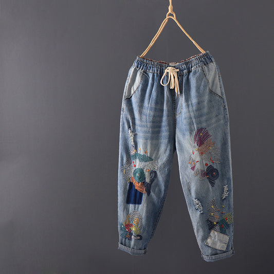 Baggy jeans with embroidery