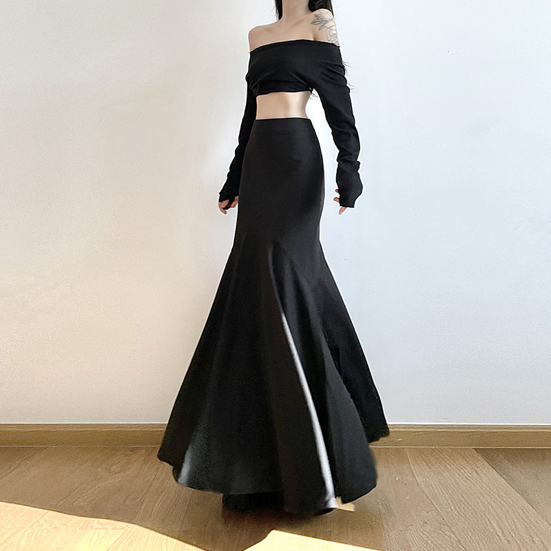 Black high slim skirt