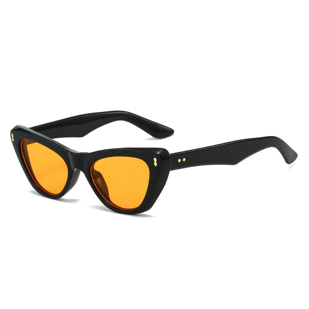 Cat eye sunglasses