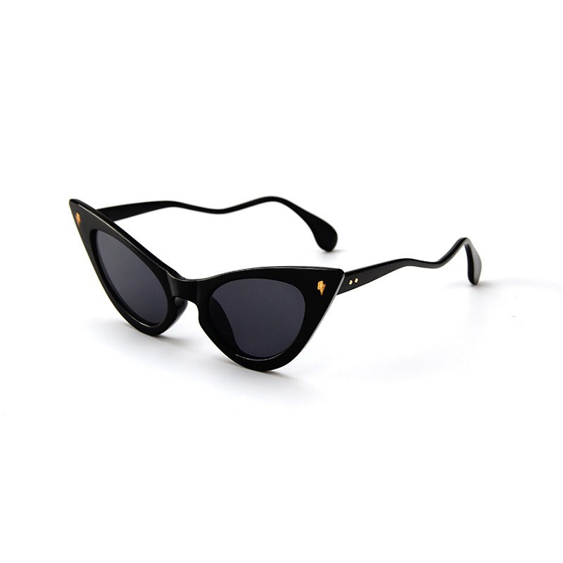 Cat eye sunglasses