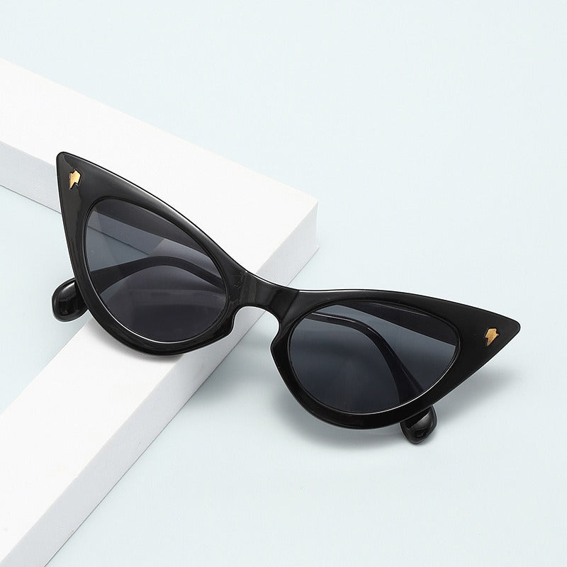 Cat eye sunglasses