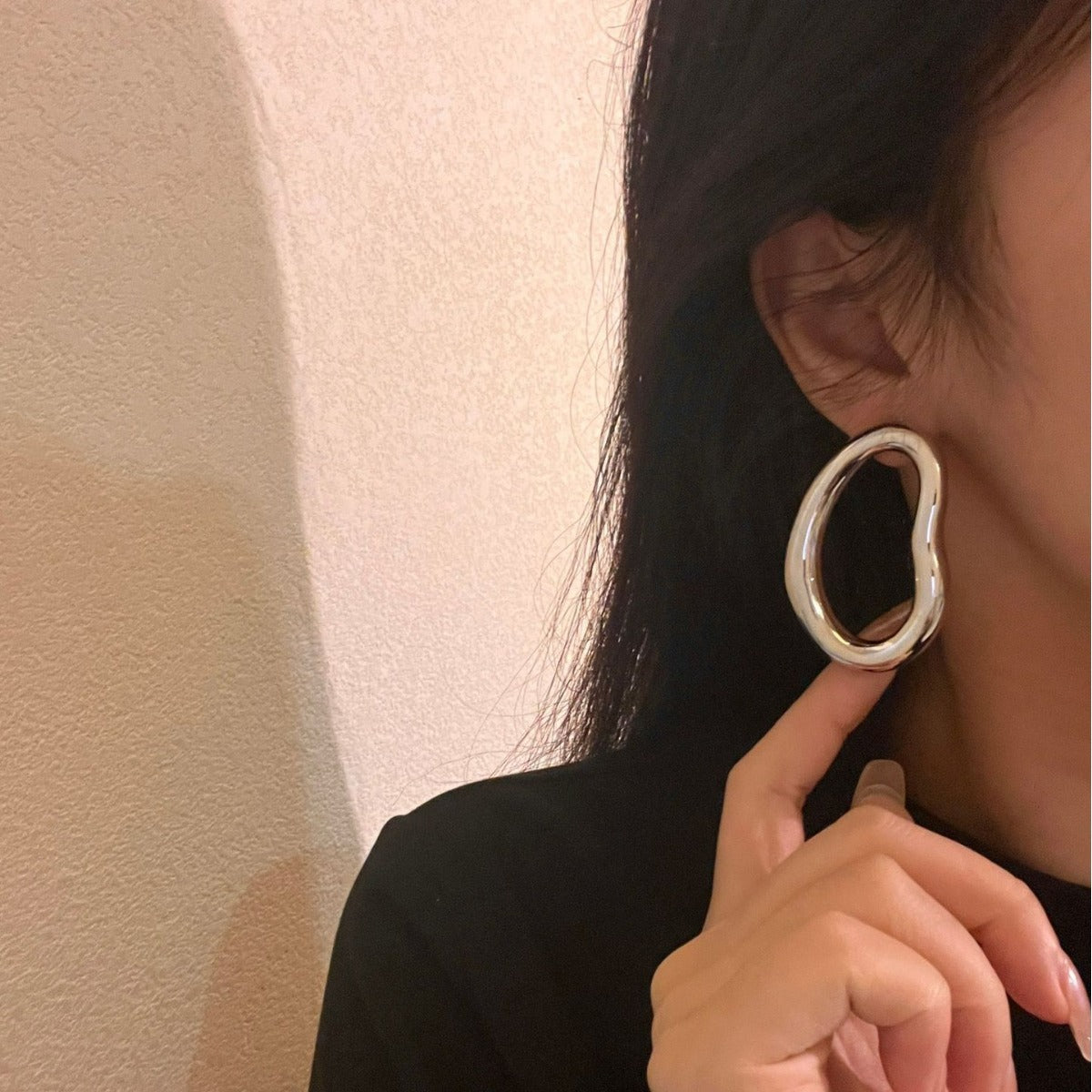 Oval smoth earrings