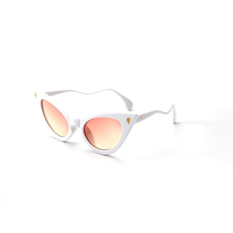 Cat eye sunglasses